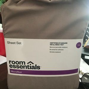Sheet Set Room Essentials Microfiber Full Size New
